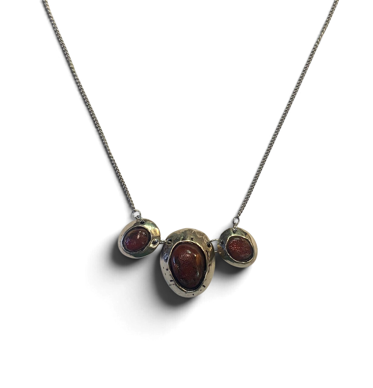 Bronze necklace with custom-made ceramic insert