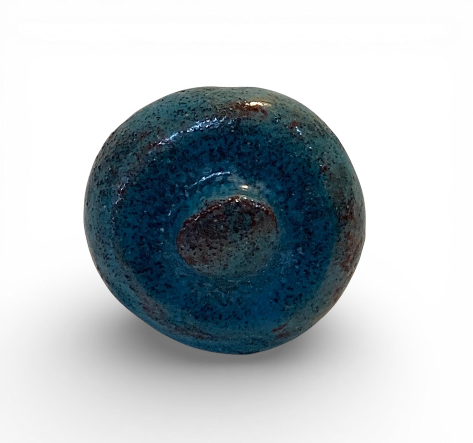 Ceramic and brass ring with ocean deep blue enamel