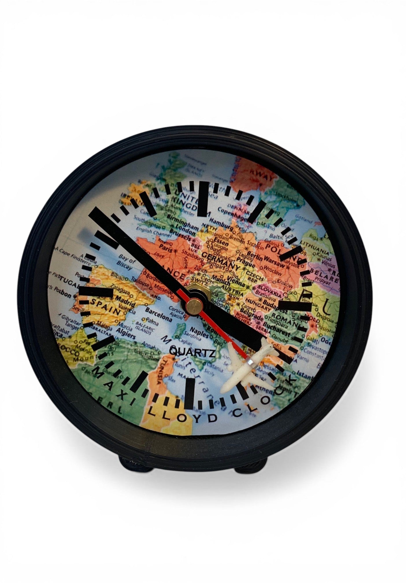 Table clock with travelling design background