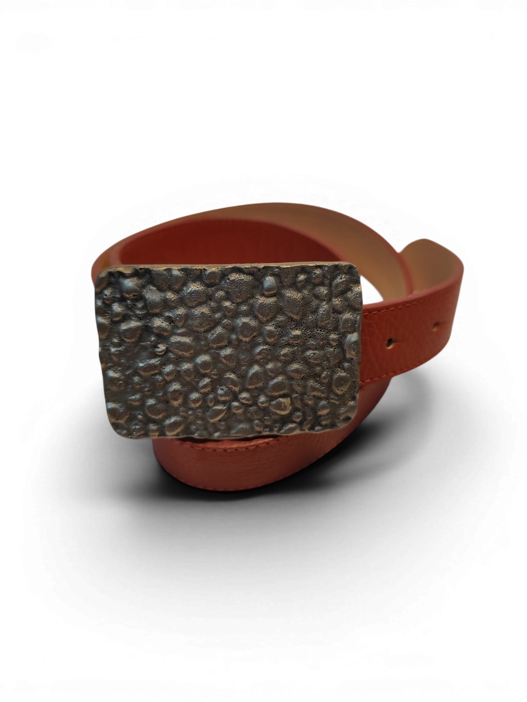 Belt buckle in white bronze with natural tanned artisanal leather belt